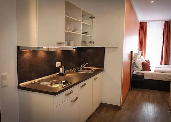 Hotel Rosenhof Garni 3*